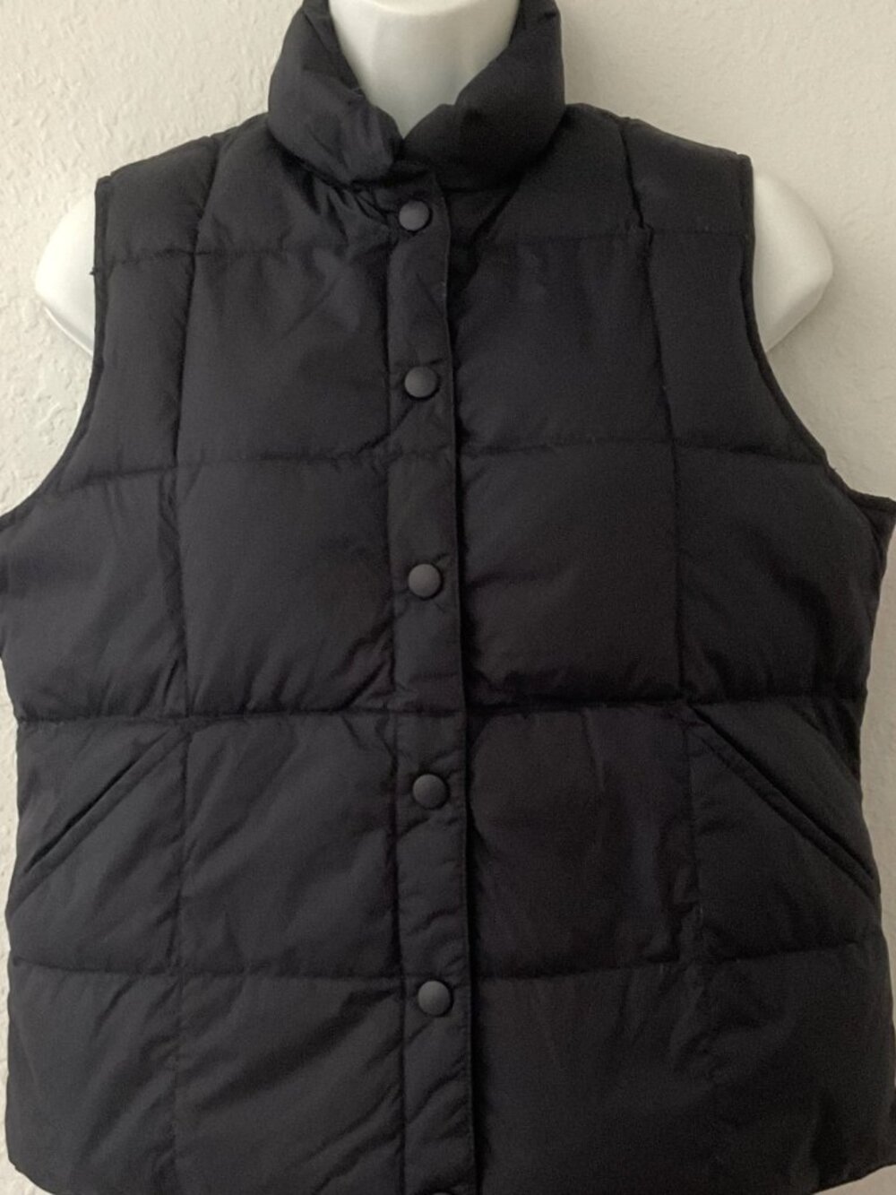 LANDS' END WOMEN'S XS/P (2-4) BLACK QUILTED DOWN PUFFER VEST - LIKE NEW